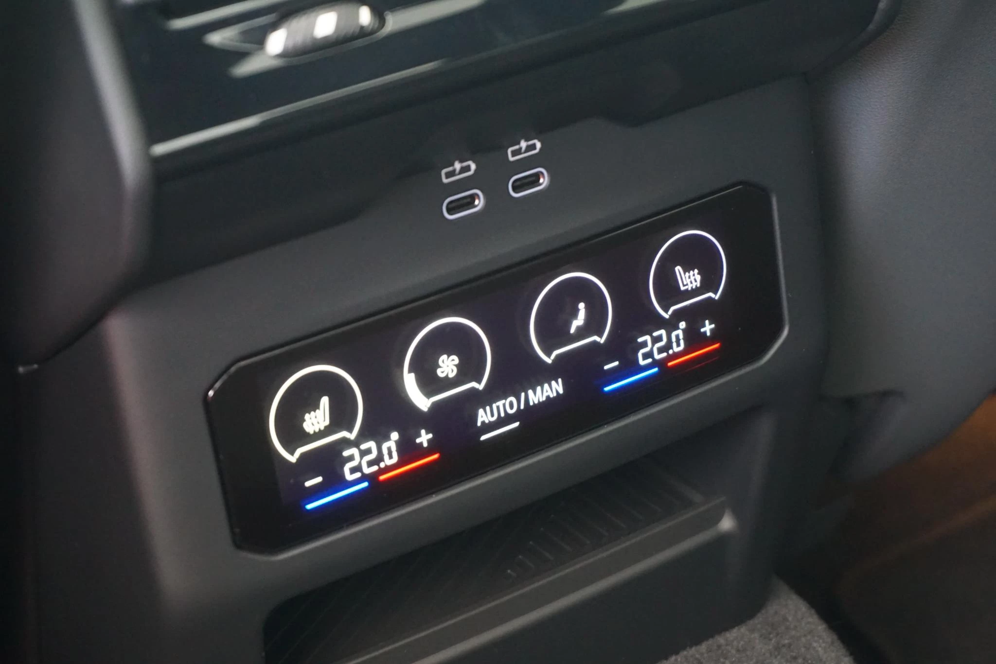 Hoofdafbeelding BMW i5