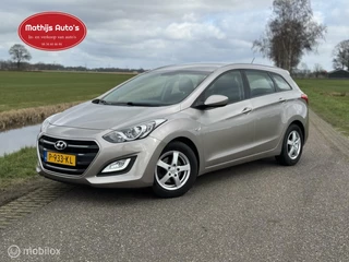 Hoofdafbeelding Hyundai i30 Hyundai i30 Wagon 1.4 T-GDI Comfort Climate Cruise Trekhaak!