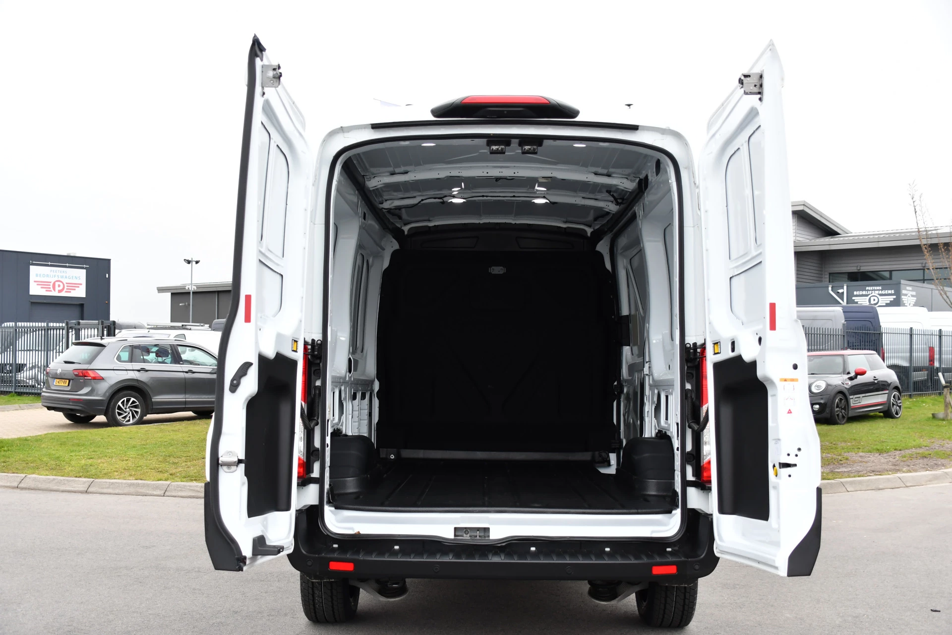 Hoofdafbeelding Ford E-Transit