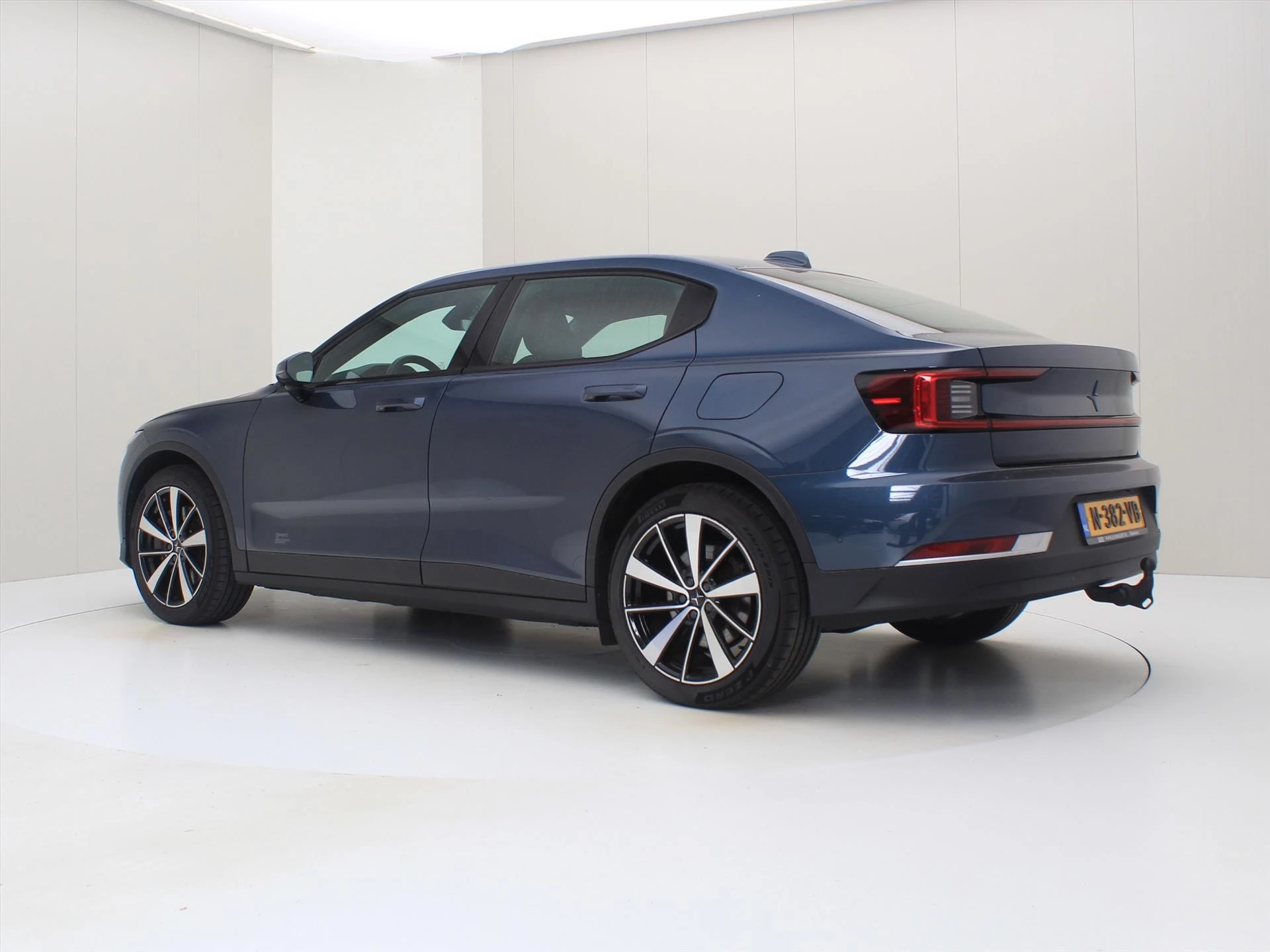 Hoofdafbeelding Polestar 2