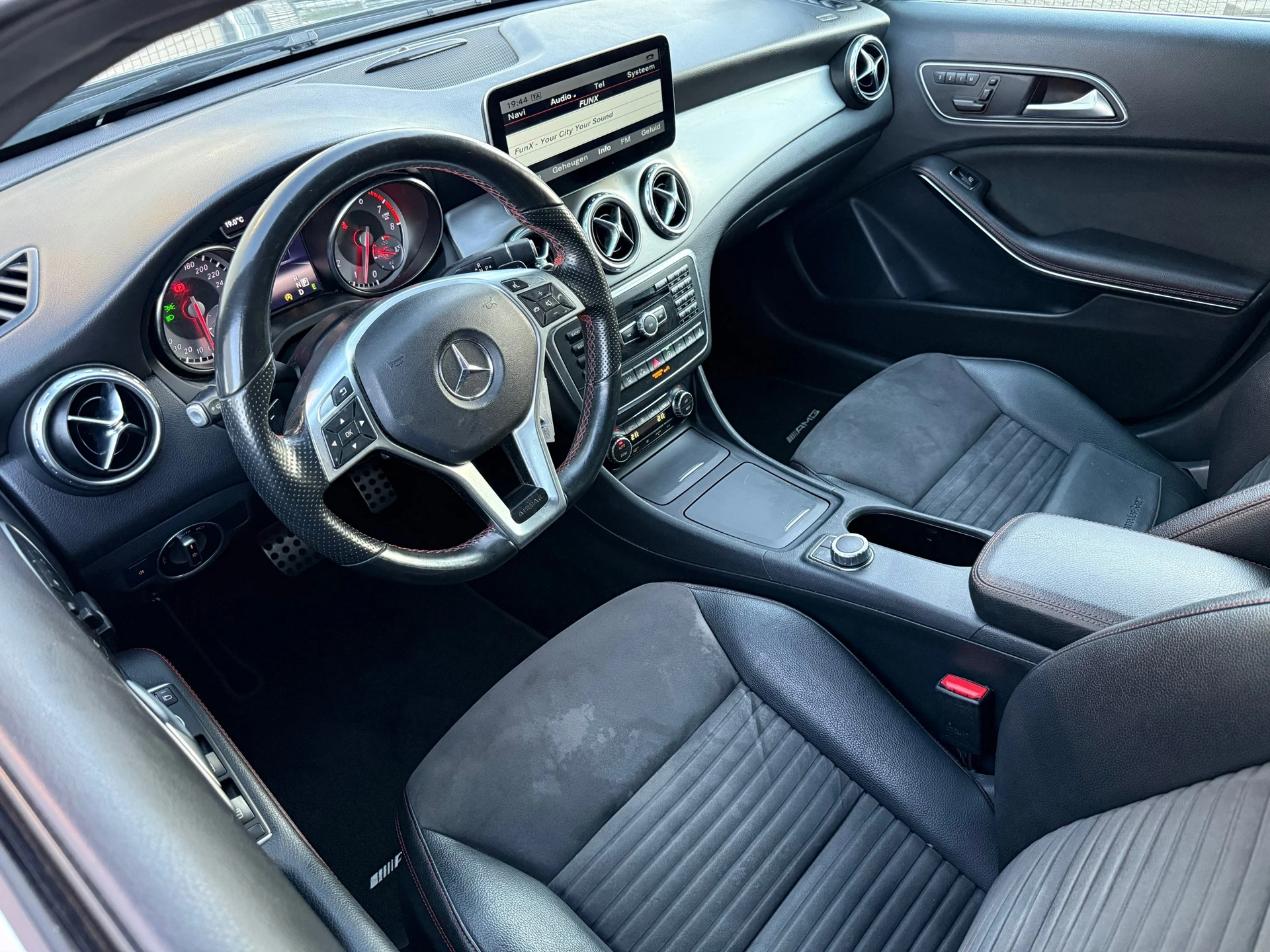Hoofdafbeelding Mercedes-Benz GLA