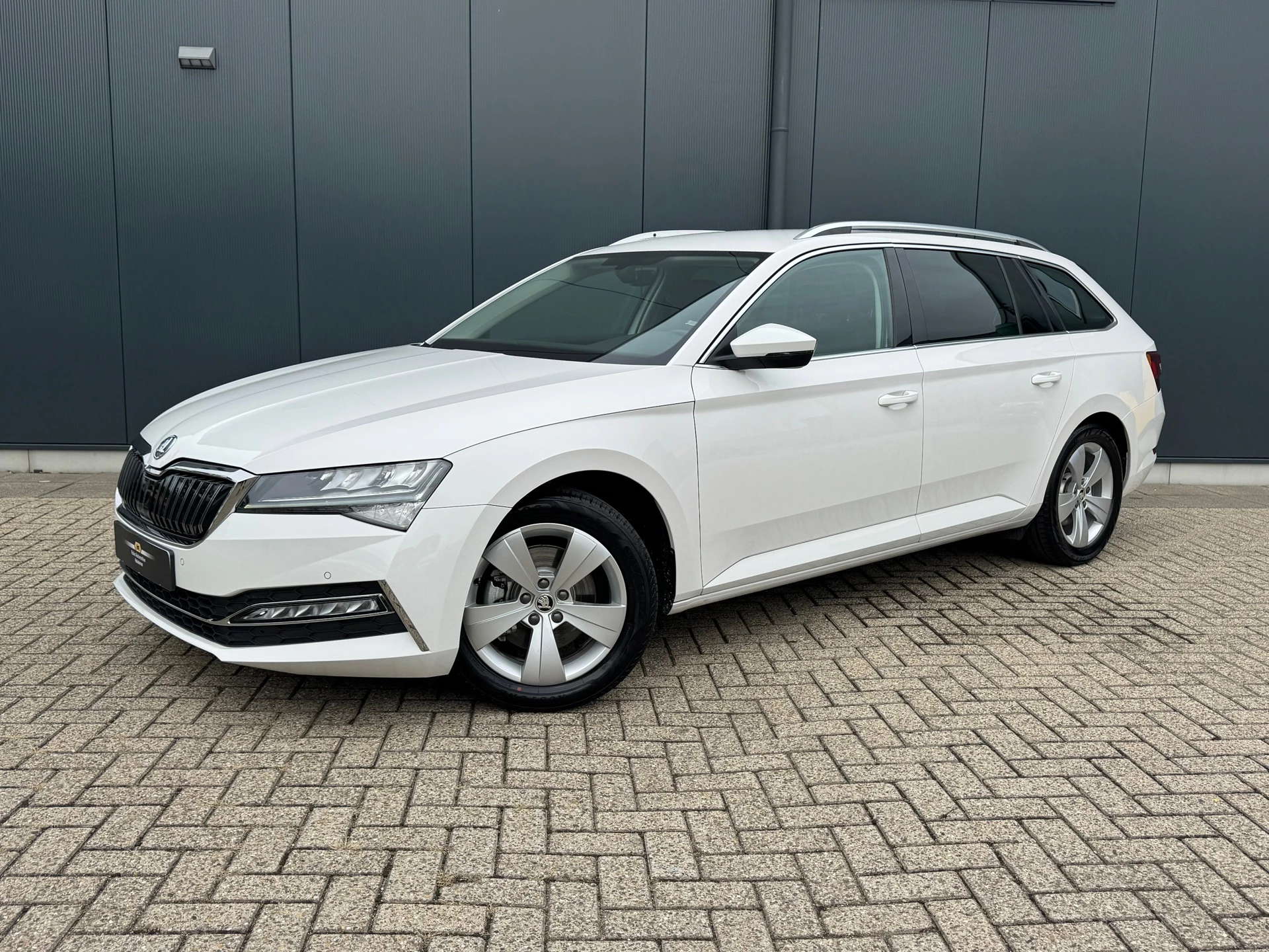 Hoofdafbeelding Škoda Superb