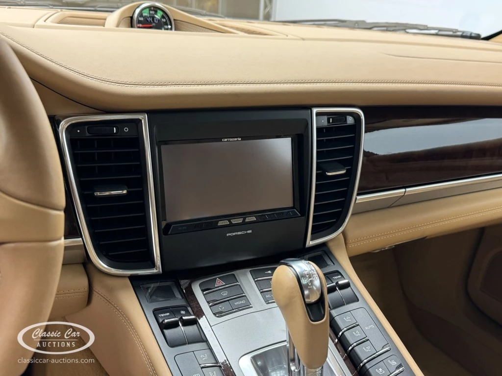 Hoofdafbeelding Porsche Panamera