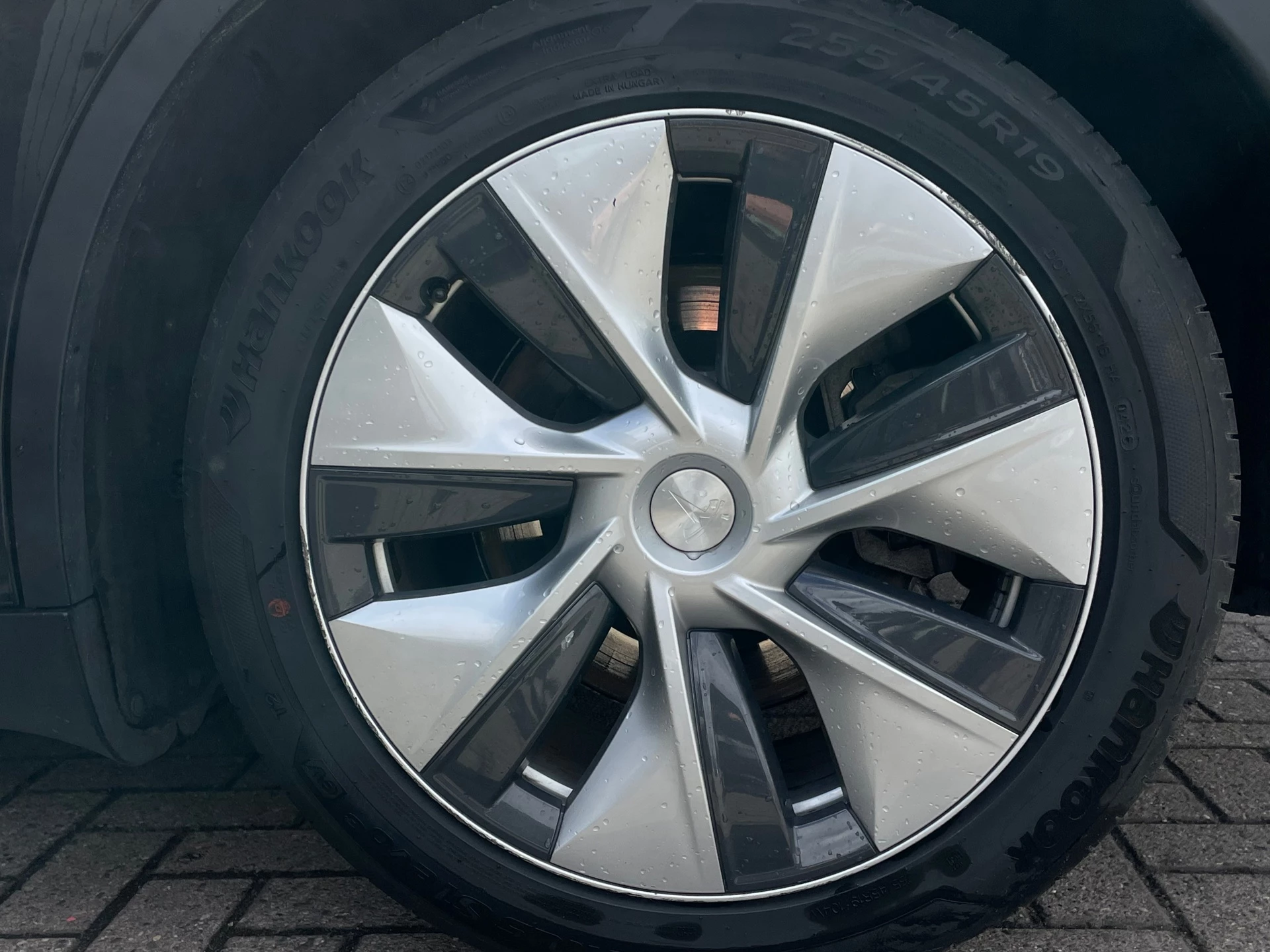 Hoofdafbeelding Tesla Model Y