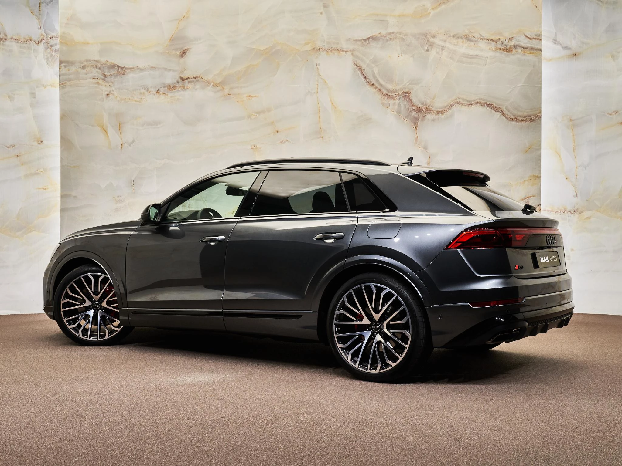 Hoofdafbeelding Audi Q8