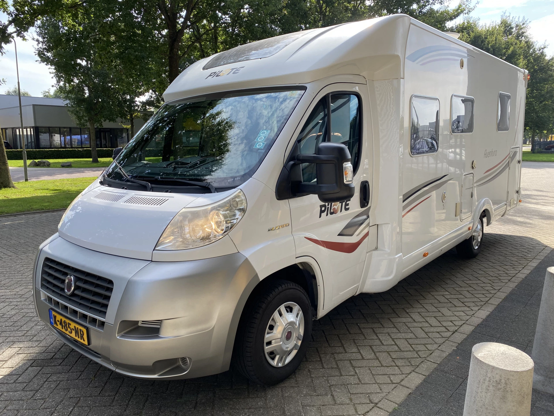 Hoofdafbeelding Pilote P730XLC