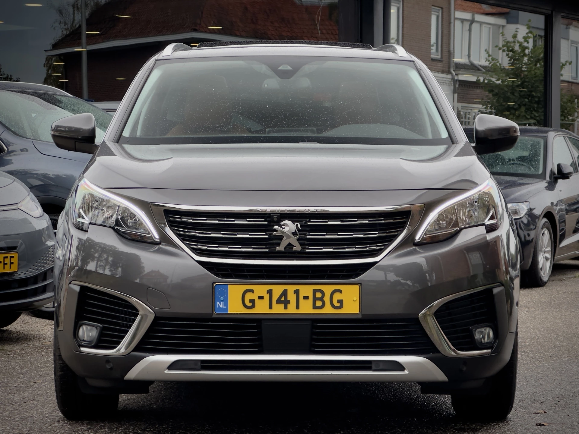 Hoofdafbeelding Peugeot 5008