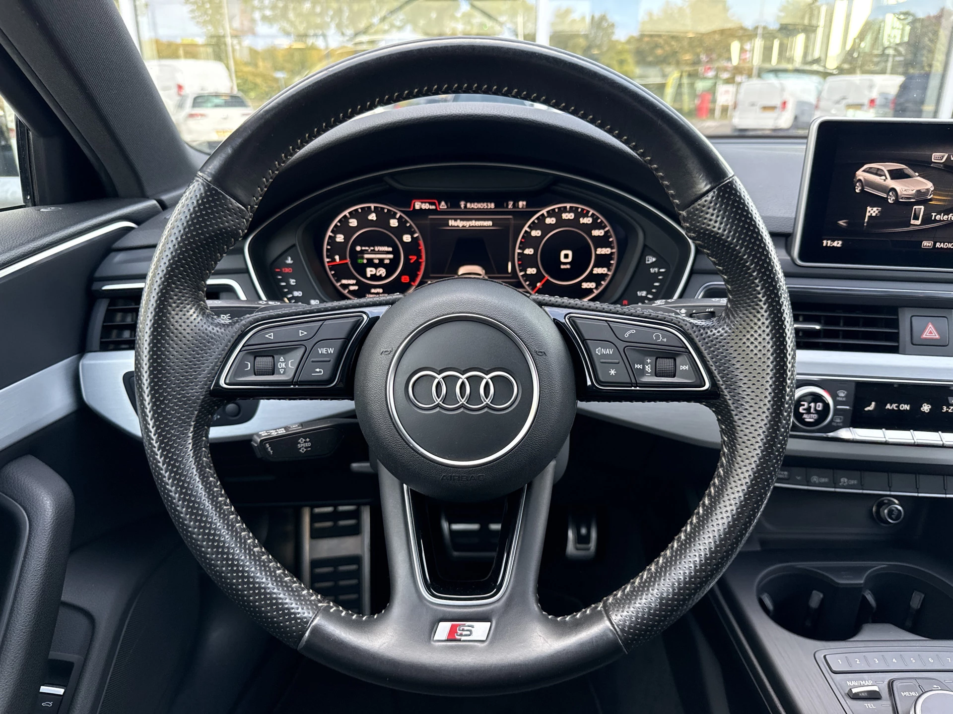 Hoofdafbeelding Audi A4