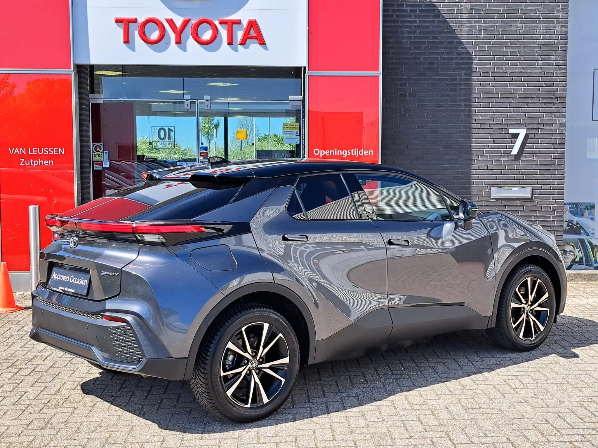 Hoofdafbeelding Toyota C-HR