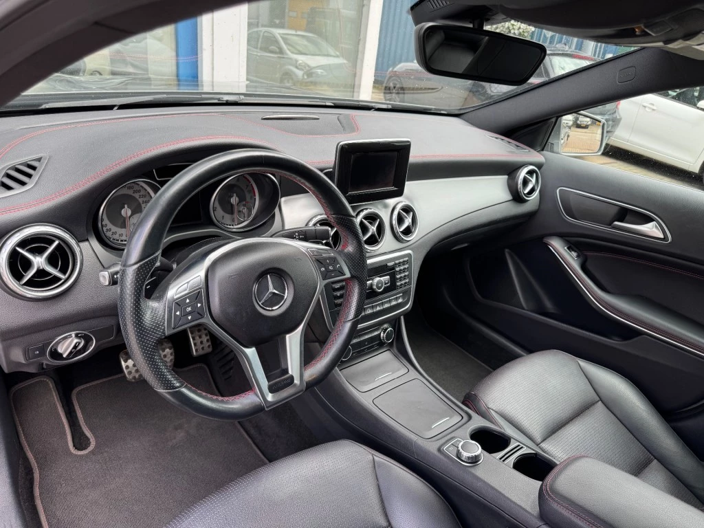Hoofdafbeelding Mercedes-Benz 200