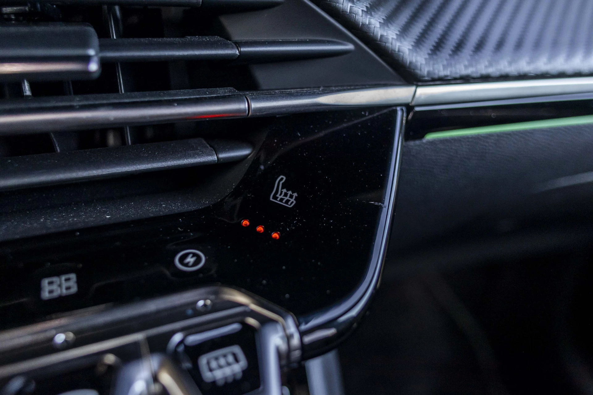 Hoofdafbeelding Peugeot e-208