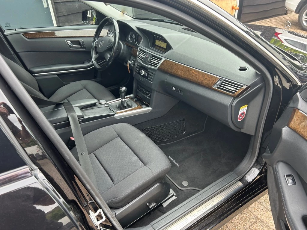 Hoofdafbeelding Mercedes-Benz E-Klasse