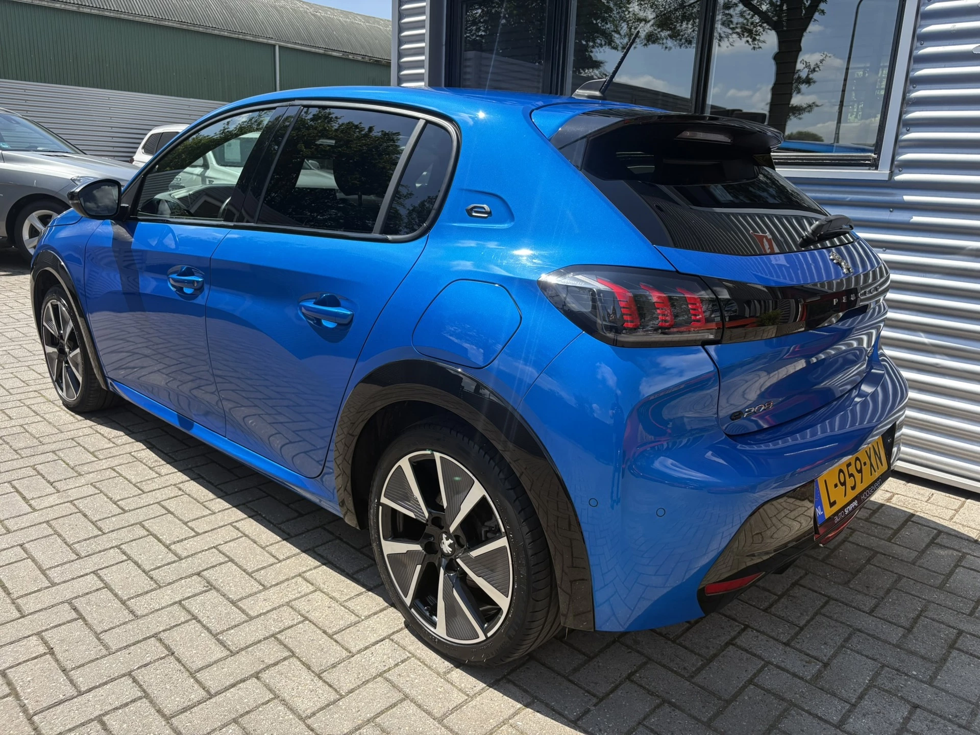 Hoofdafbeelding Peugeot e-208