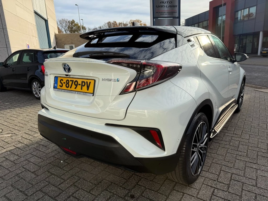 Hoofdafbeelding Toyota C-HR