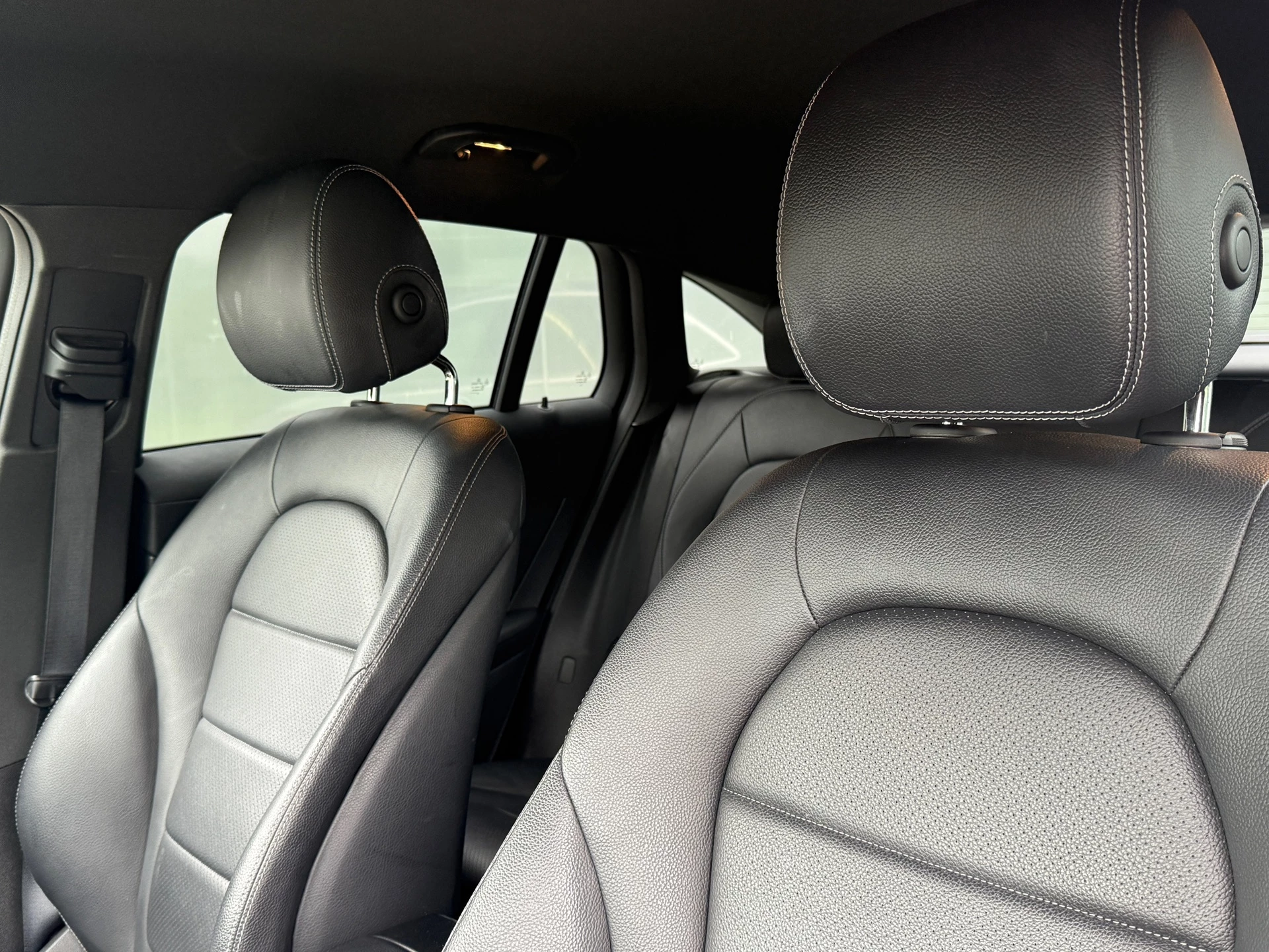 Hoofdafbeelding Mercedes-Benz EQC