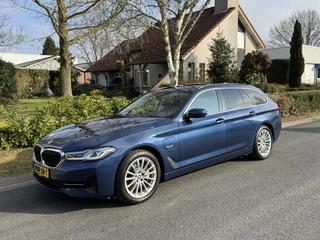 BMW 5-serie Touring 530e xDrive High Executive 292PK Pano•Laser