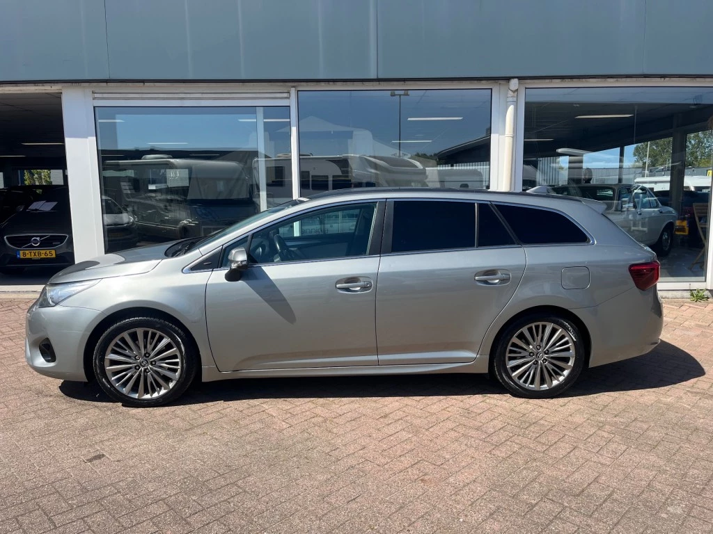 Hoofdafbeelding Toyota Avensis