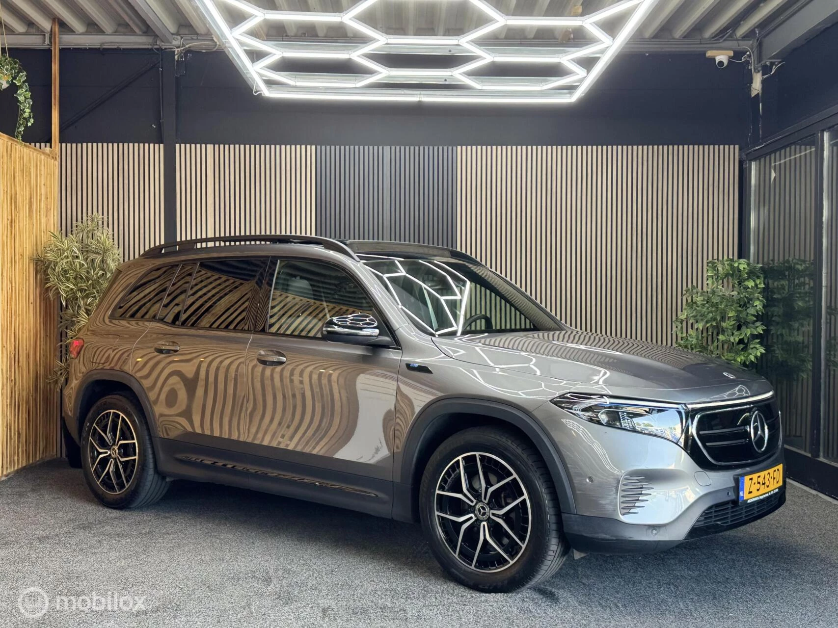 Hoofdafbeelding Mercedes-Benz EQB