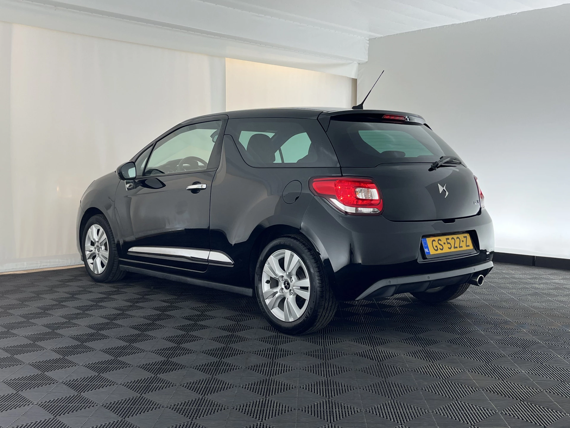 Hoofdafbeelding DS DS 3