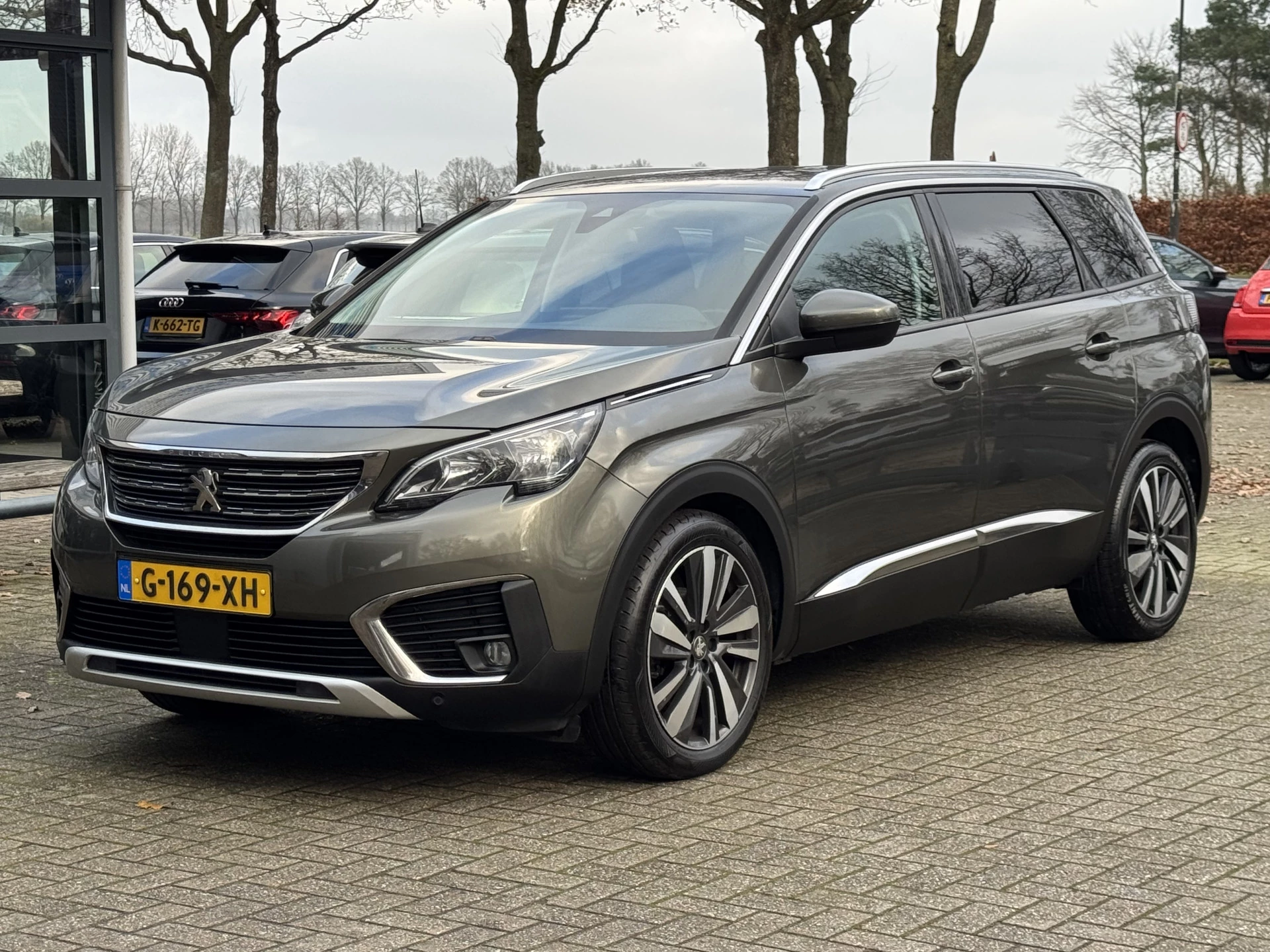 Hoofdafbeelding Peugeot 5008