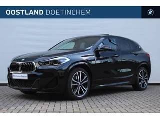 Hoofdafbeelding BMW X2 BMW X2 xDrive20i High Executive M Sport Automaat / Panoramadak / Sportstoelen / Active Cruise Control / M Sportonderstel / Head-Up / Stoelverwarming
