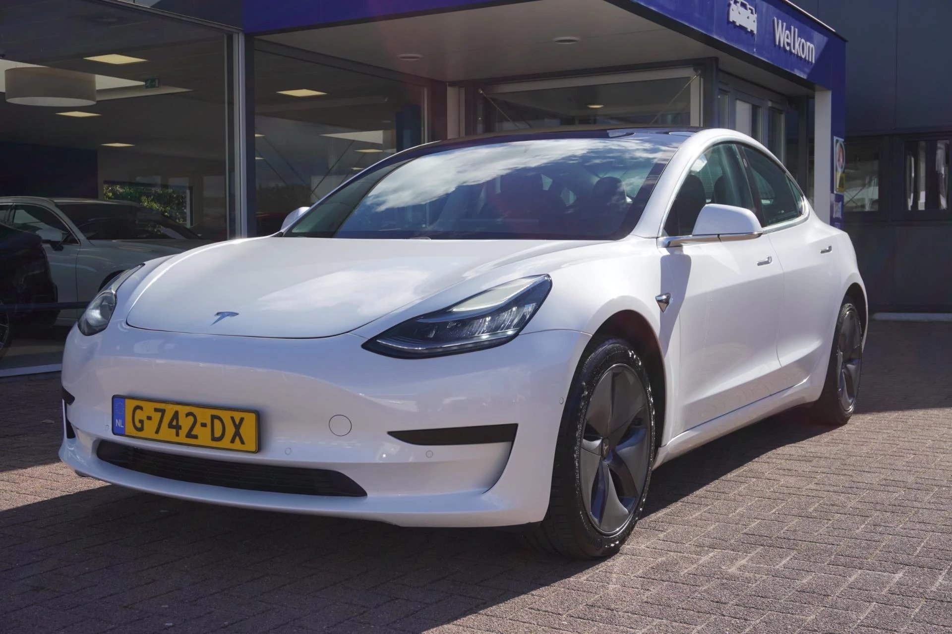 Hoofdafbeelding Tesla Model 3