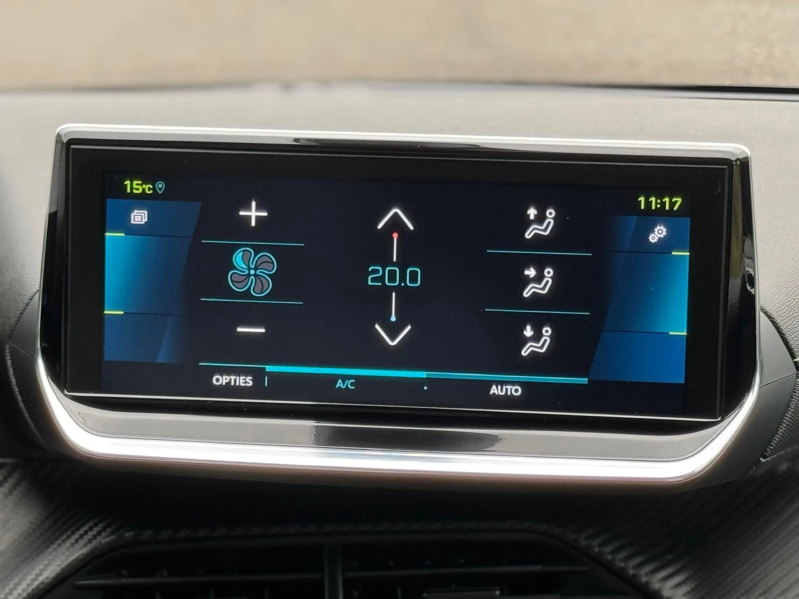 Hoofdafbeelding Peugeot e-208