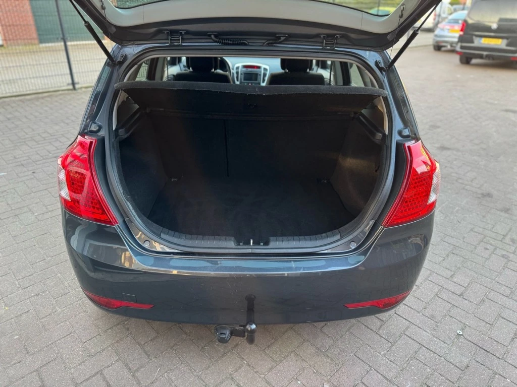 Hoofdafbeelding Kia Ceed