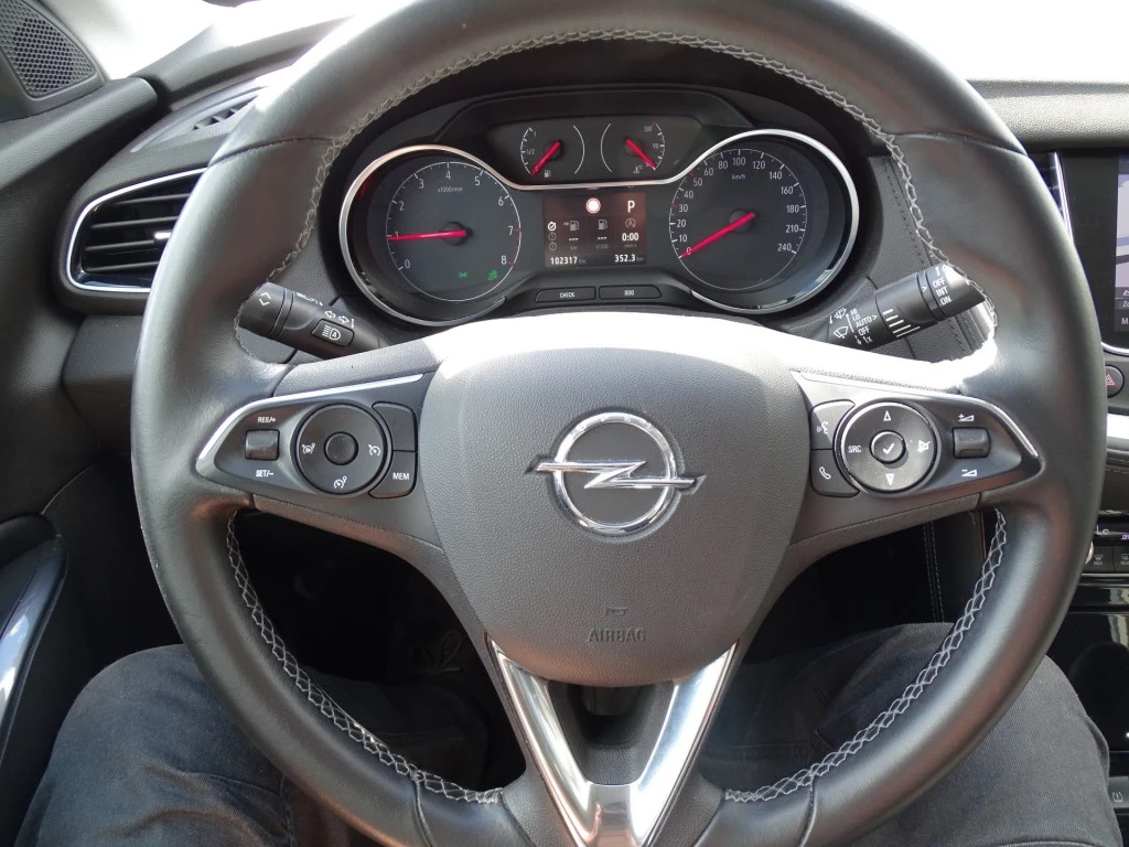 Hoofdafbeelding Opel Grandland X