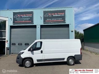 Peugeot Boxer  330 2.0 BlueHDI LANG EURO 6  AIRCO 3 zitplaatsen Trekhaak L2H1 Pro