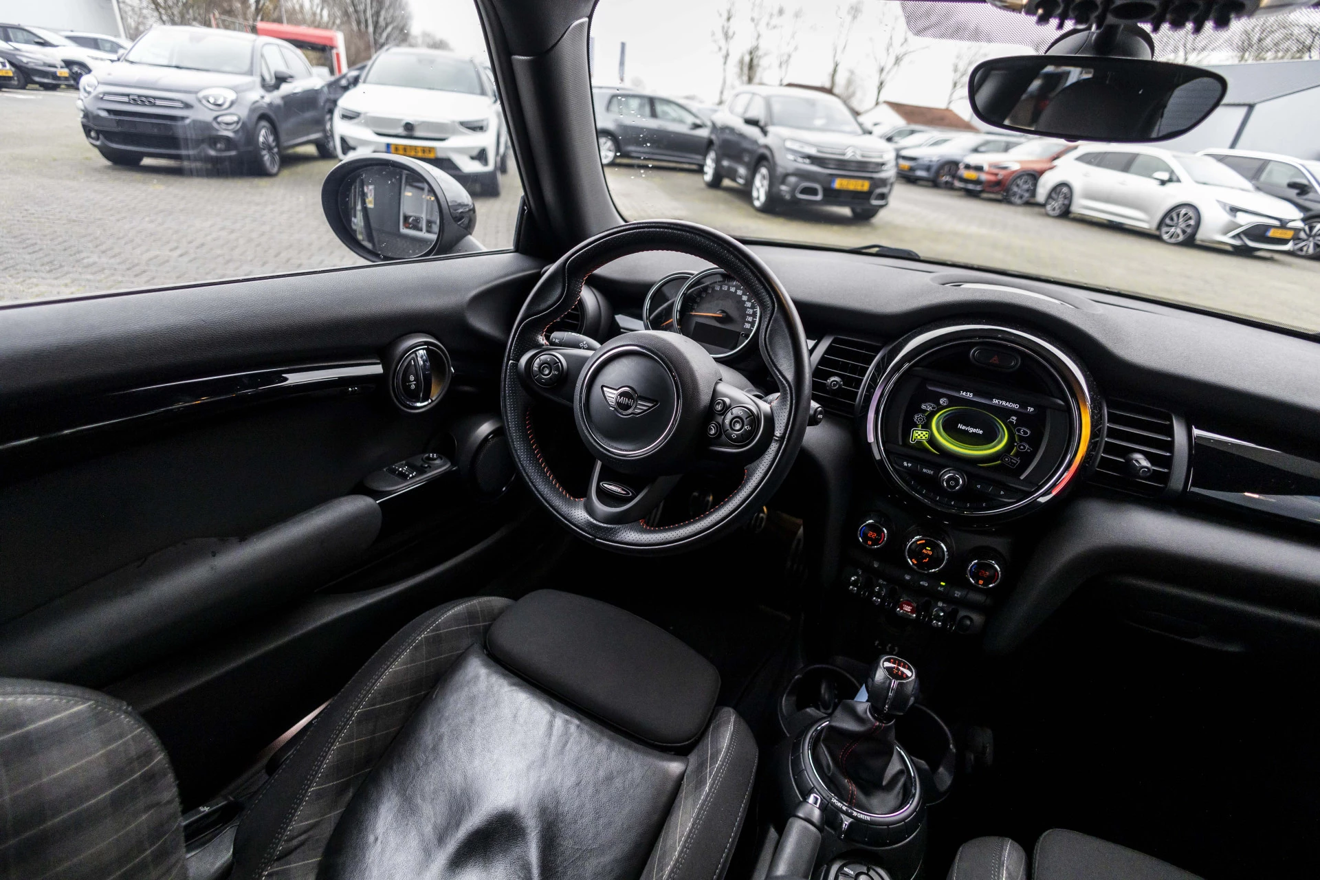 Hoofdafbeelding MINI Cooper