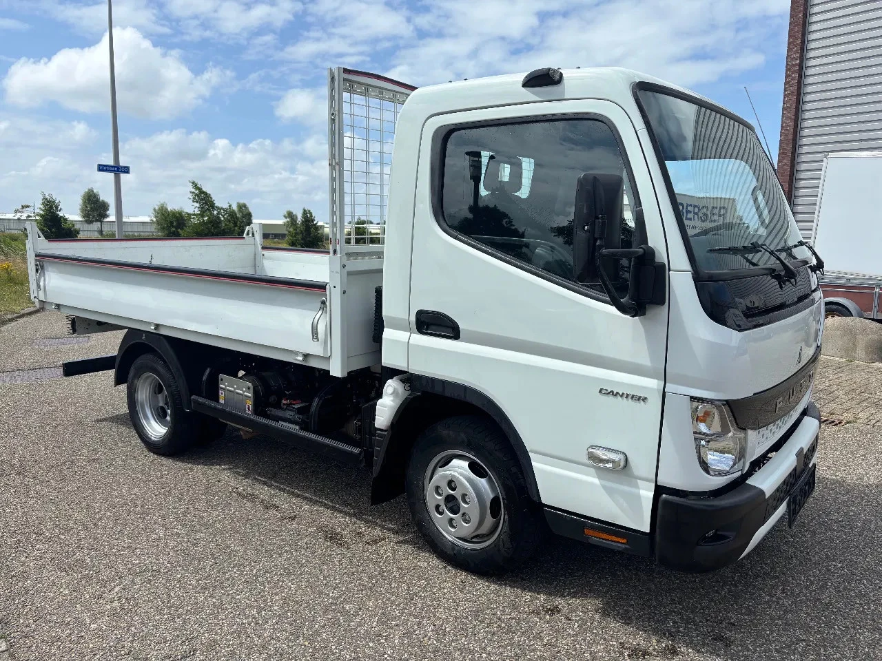 Hoofdafbeelding FUSO Canter