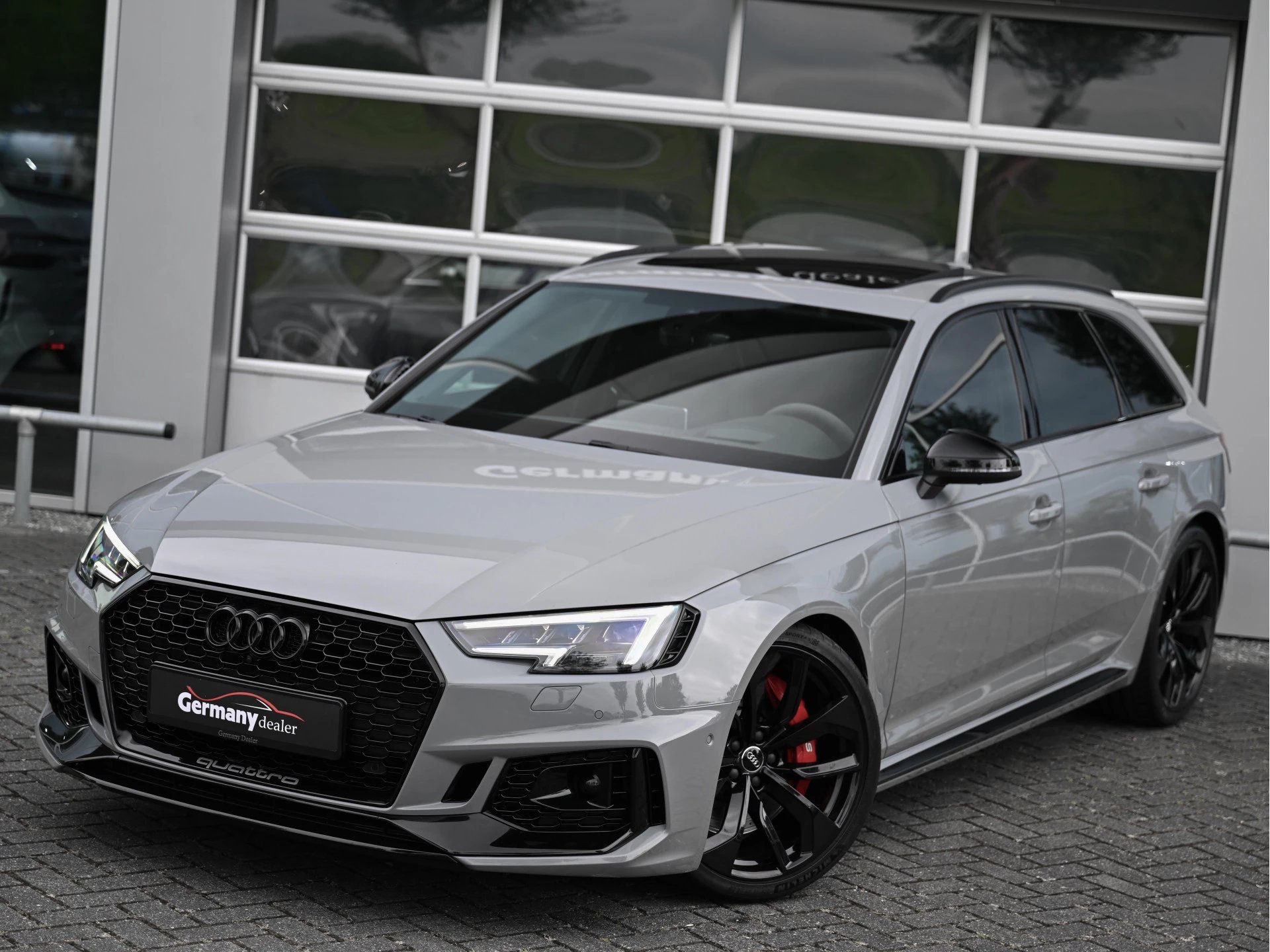 Hoofdafbeelding Audi RS4