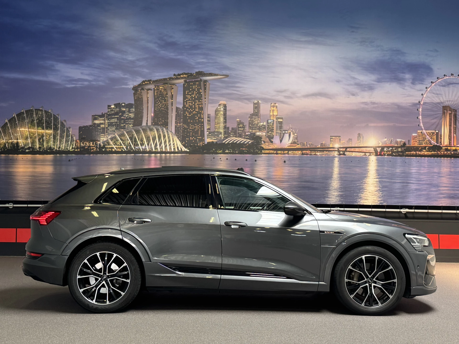 Hoofdafbeelding Audi e-tron