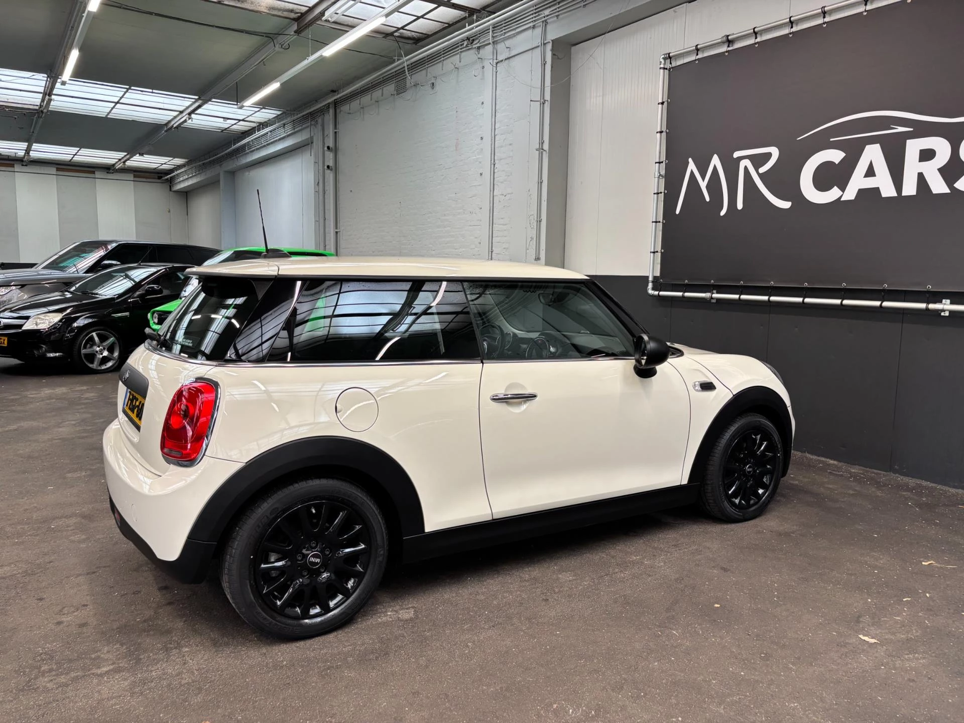Hoofdafbeelding MINI One