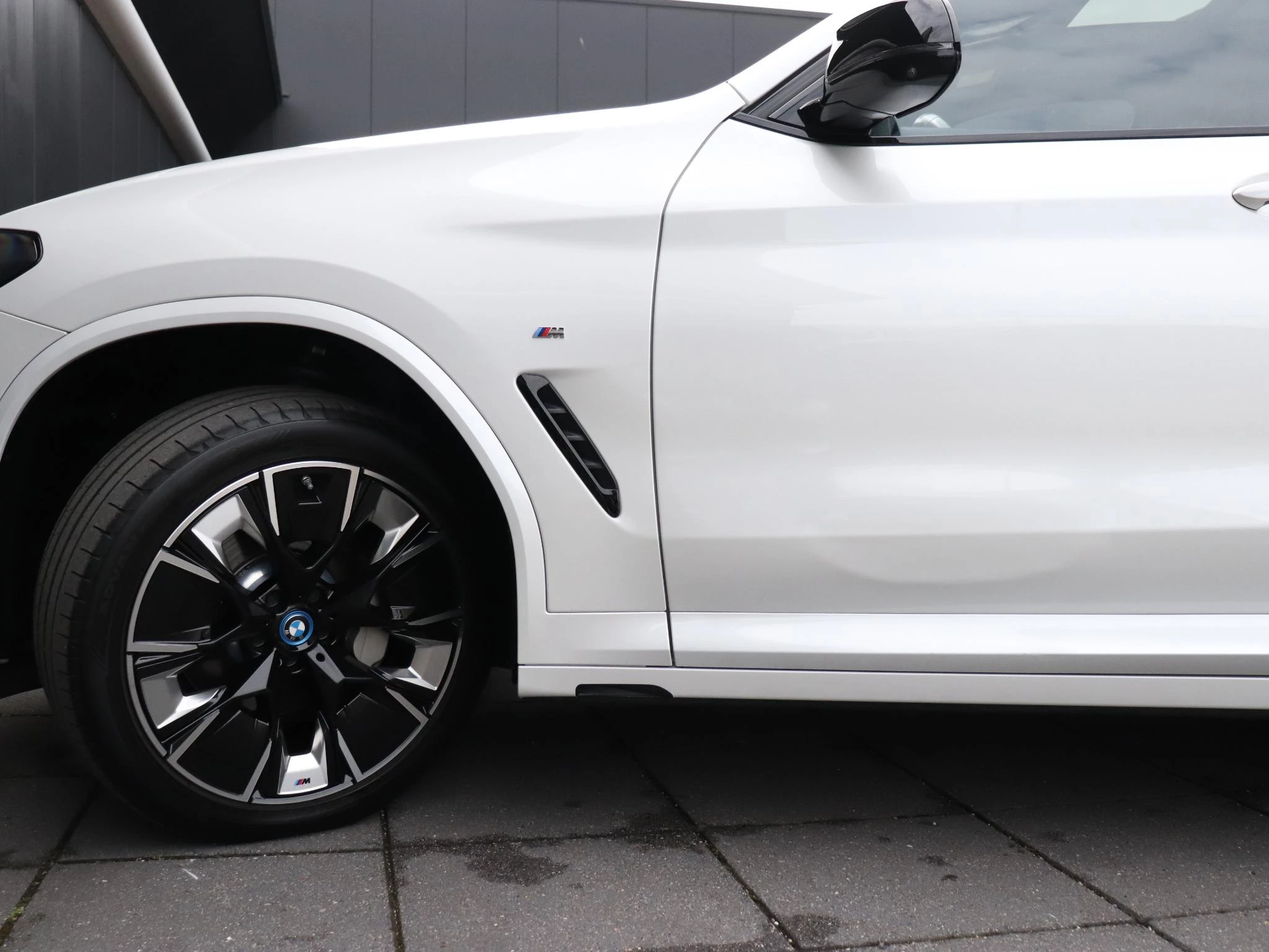 Hoofdafbeelding BMW iX3