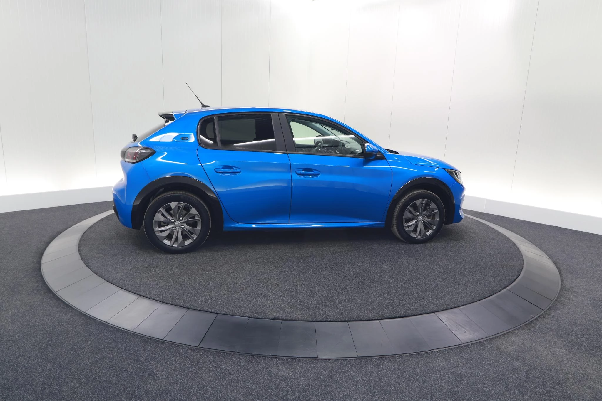 Hoofdafbeelding Peugeot e-208