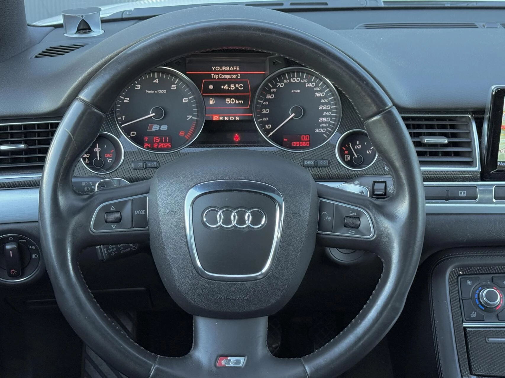 Hoofdafbeelding Audi S8