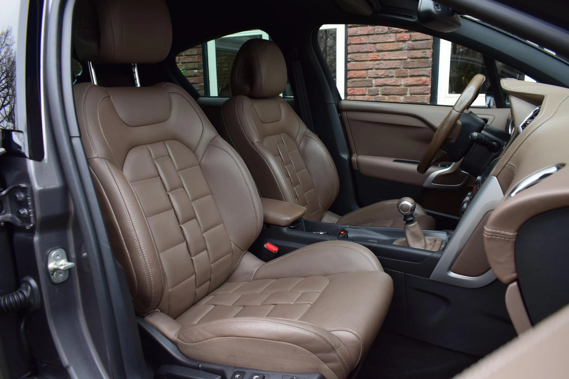 Hoofdafbeelding DS DS 4