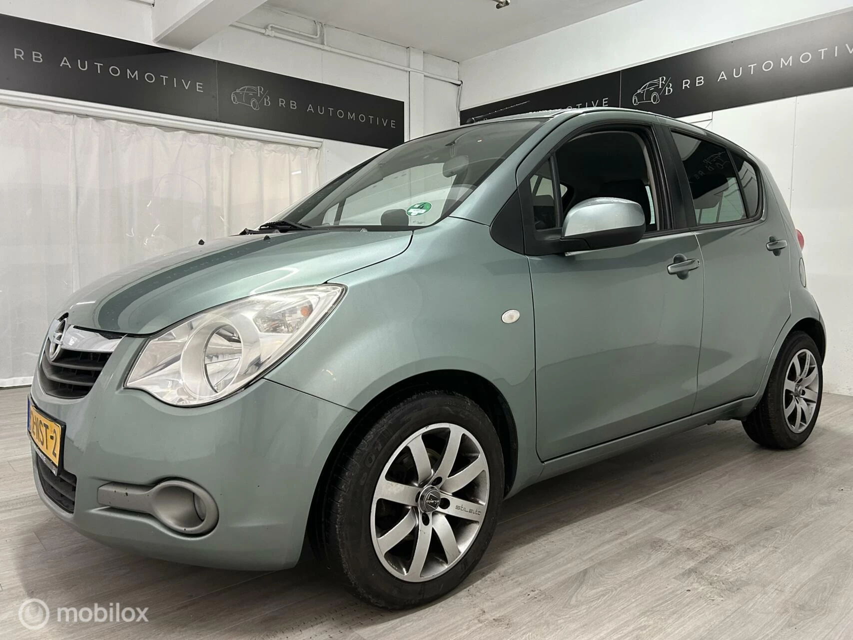 Hoofdafbeelding Opel Agila