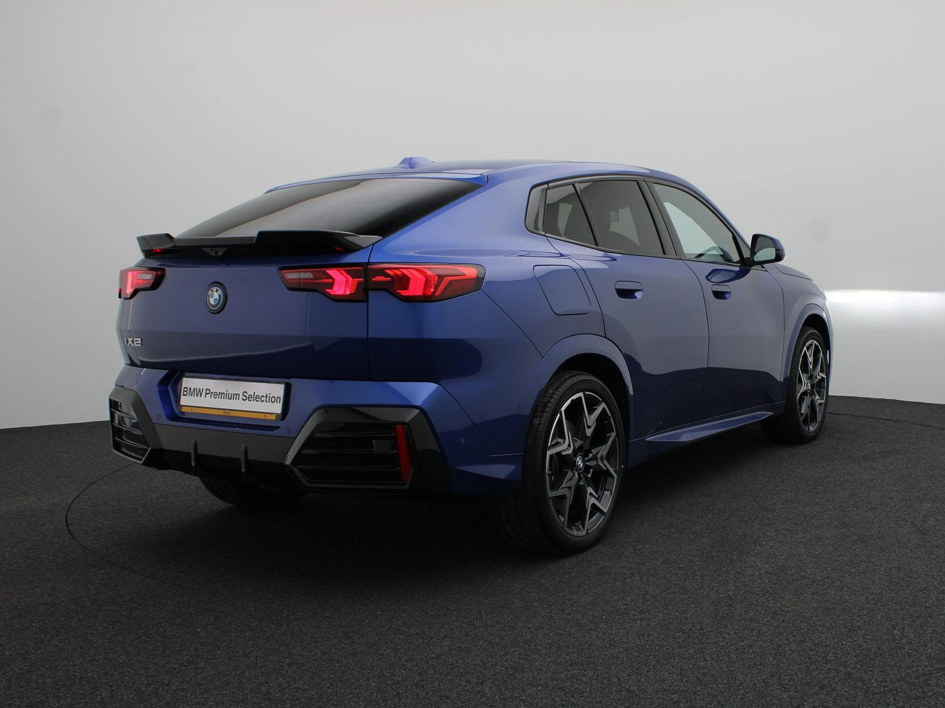 Hoofdafbeelding BMW iX2