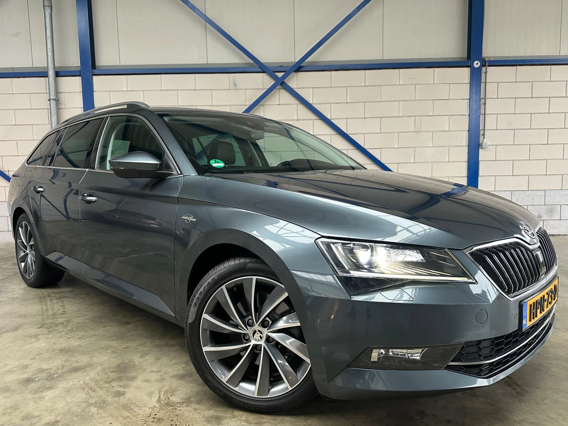 Hoofdafbeelding Škoda Superb