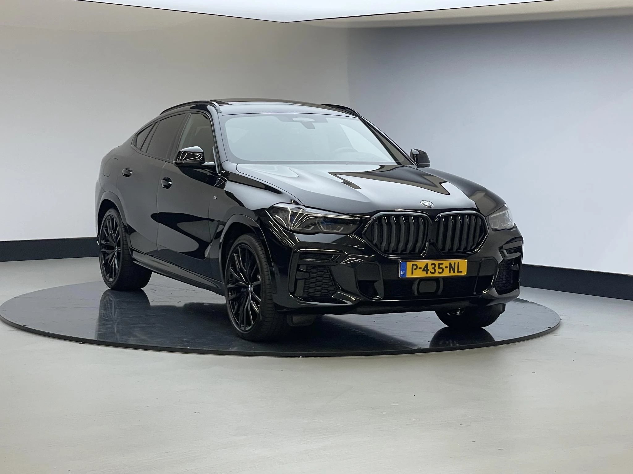 Hoofdafbeelding BMW X6