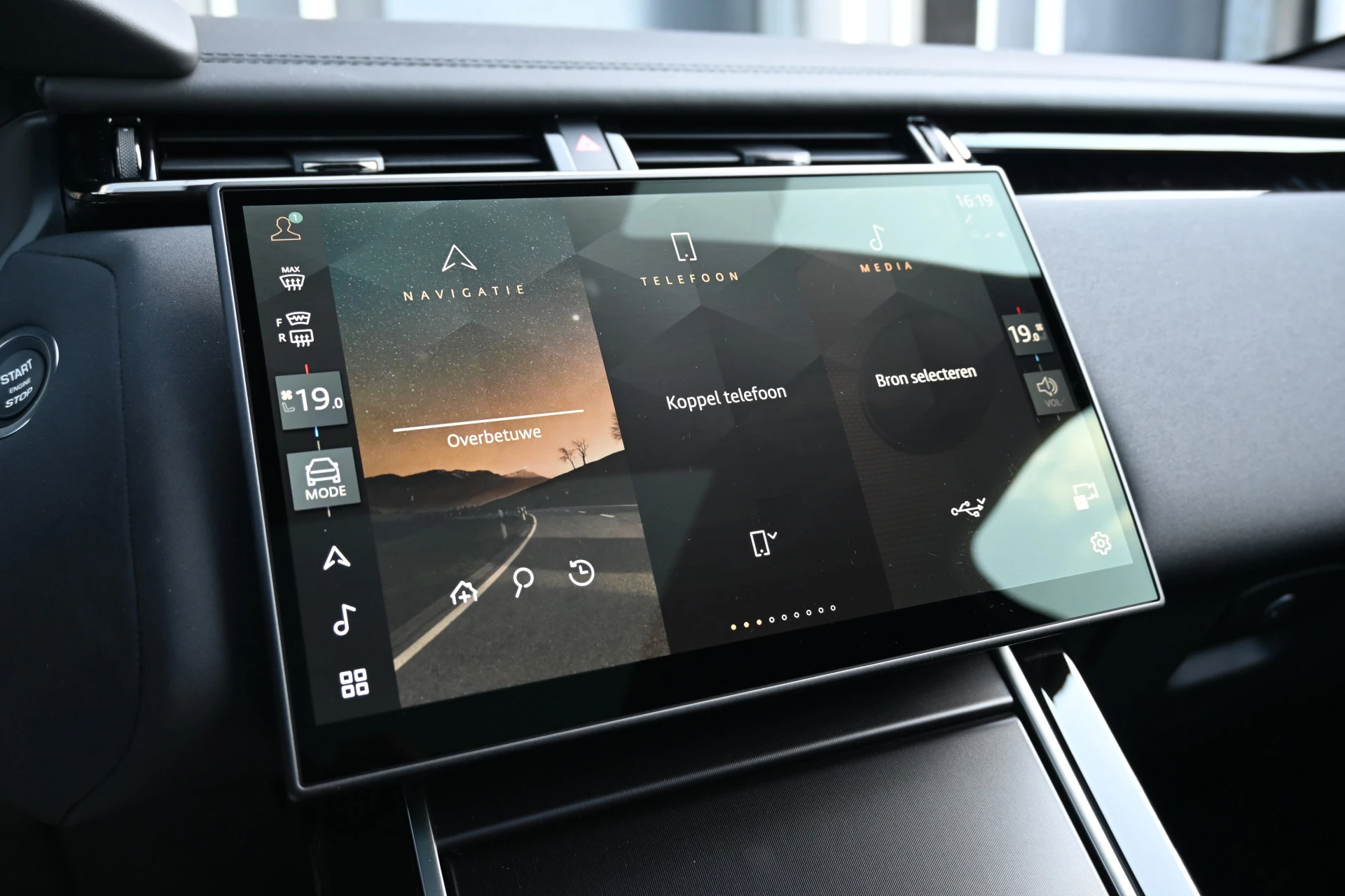 Hoofdafbeelding Land Rover Range Rover Velar