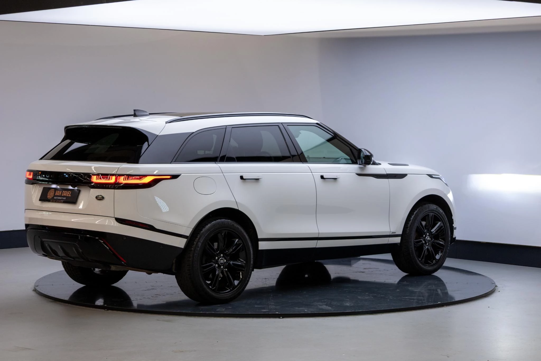 Hoofdafbeelding Land Rover Range Rover Velar