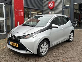 Toyota Aygo 1.0 VVT-i X-Fun | Airco | Bluetooth | Elektrische ramen |