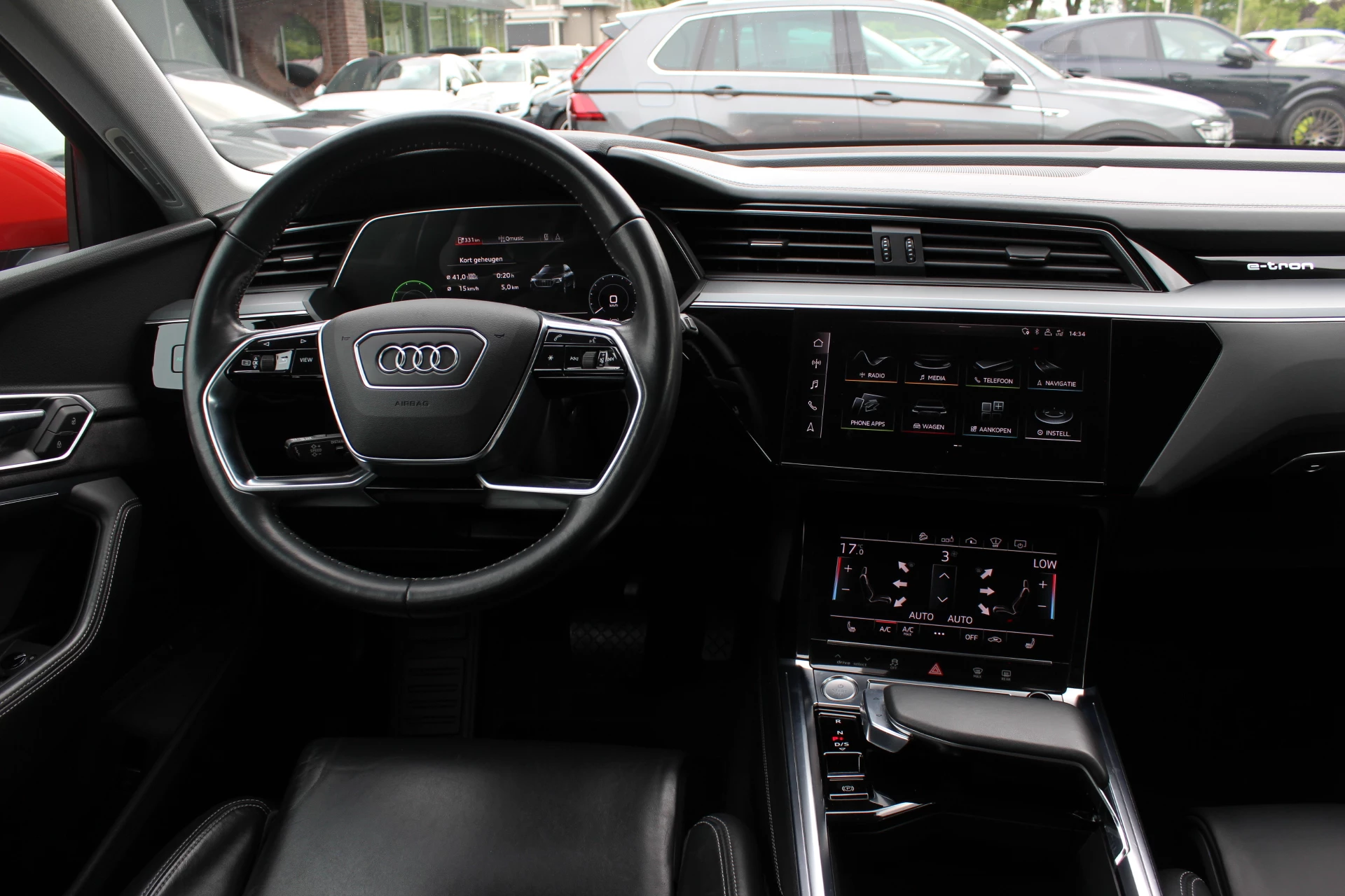 Hoofdafbeelding Audi e-tron