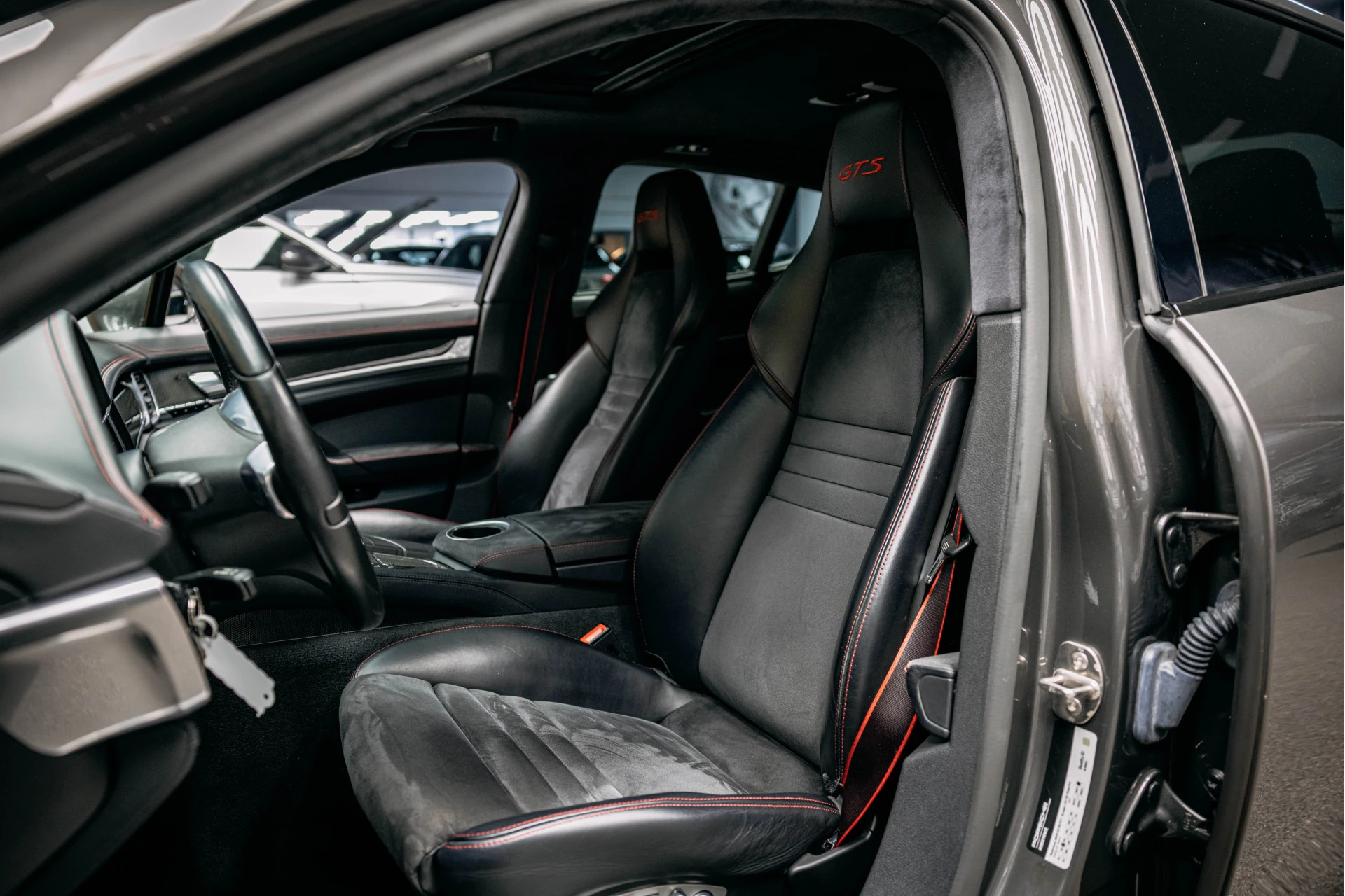 Hoofdafbeelding Porsche Panamera