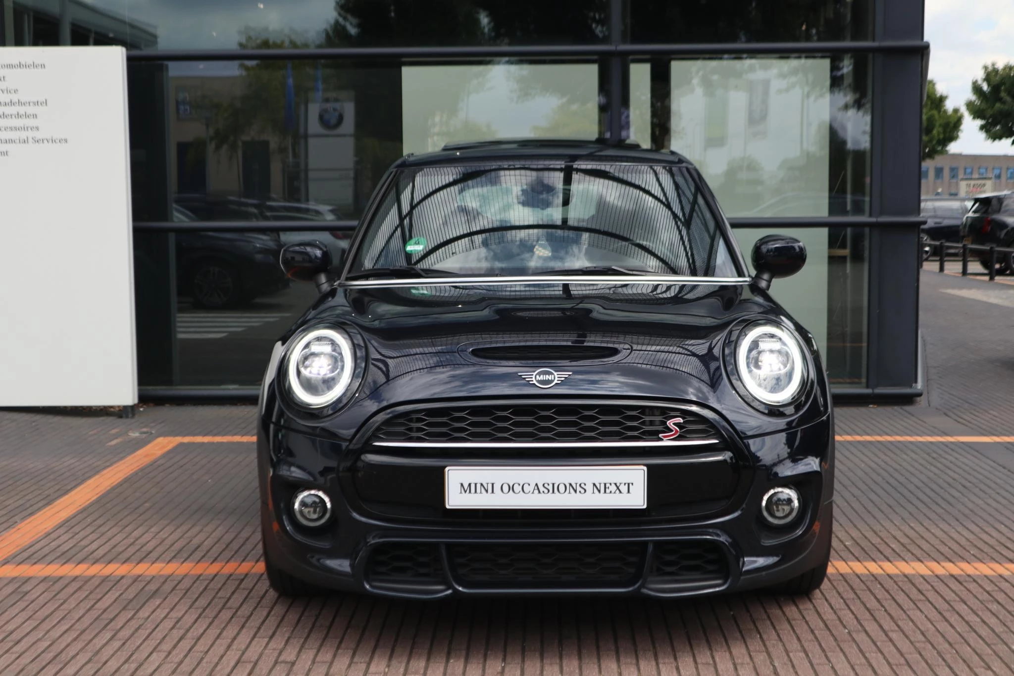 Hoofdafbeelding MINI 5-deurs