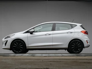 Ford Fiesta 1.1 Sport (APPLE CARPLAY,NAVI,CRUISE,LED,BLACK&WHITE EDITION,ELEKTRISCH PAKKET,SPORTSTOELEN,NETTE STAAT)